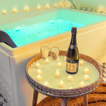Lägenhet Experience Xxl Balneo Et Table De Massage *